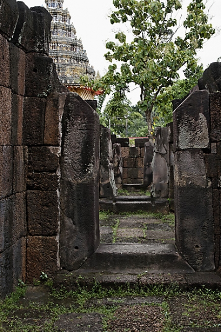 Prasat Sa Kamphaeng Yai-018